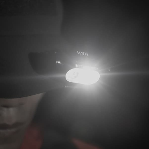 HA11 240 Lumen Ultralett AA Dobbelhodelykt for Daglig Bruk