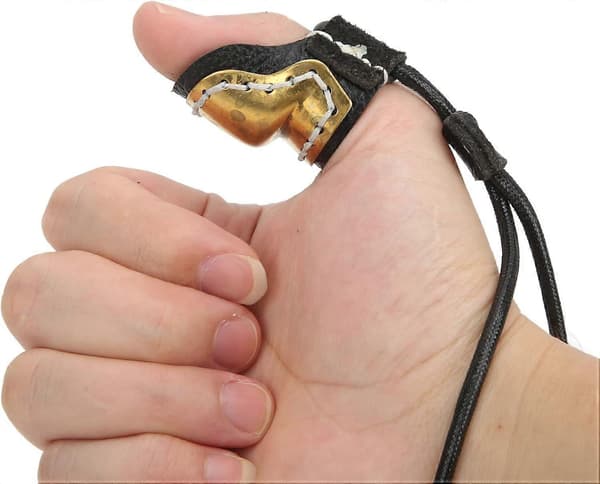 Archery Glove Hunting Thumb Guard, Archery Thumb Ring, Brass Soft Leather Thumb Guard Ring Archery Finger Protector for Traditional Bow