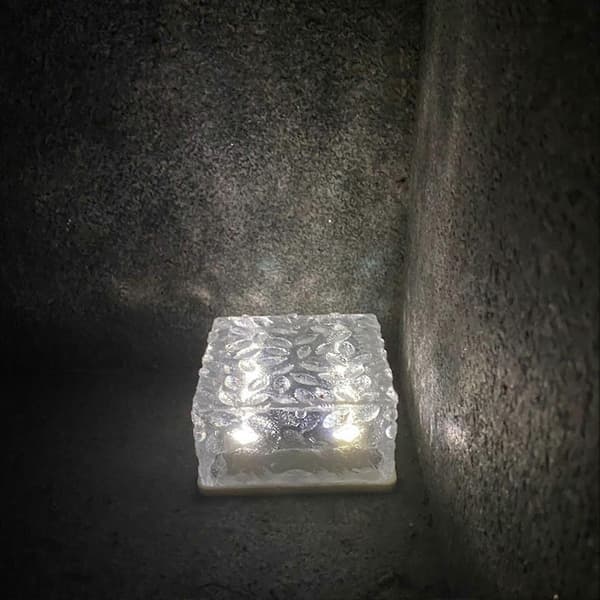 Solar Powered Glass Brick with LED Lights, Square, Lined Texture, Path and Garden Lighting for Outdoor Yard Decoration!ZZ9 Blue Light Small 4LED Blue Light Small 4LED