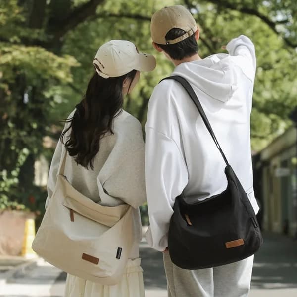 Skulderveske Store Canvas Messenger Vesker SVART