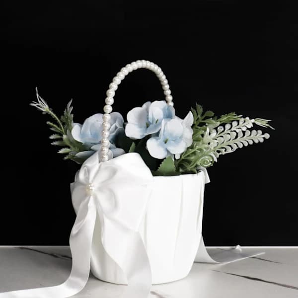 Blomsterpigekurve til bryllup, hvid blomsterkurv med perlehåndtag til blomsterpiger