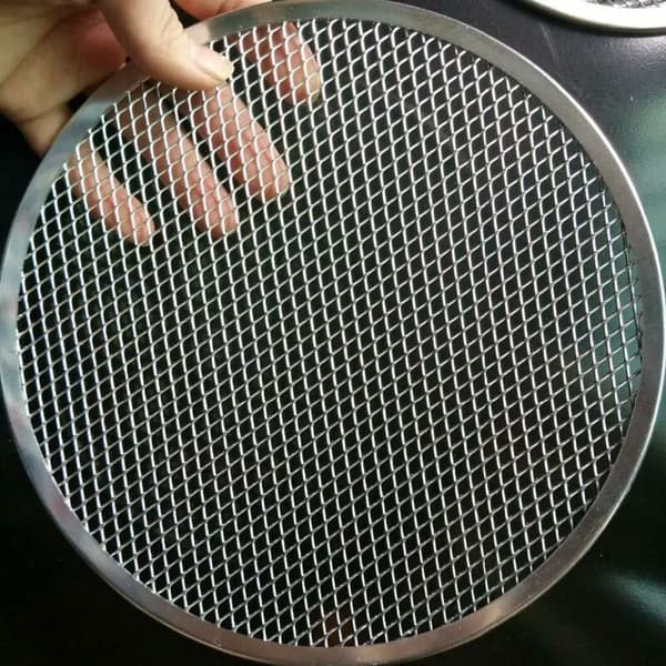 10\" Non-Stick Aluminium Net Pizzaform med Huller og Sømløs Kant