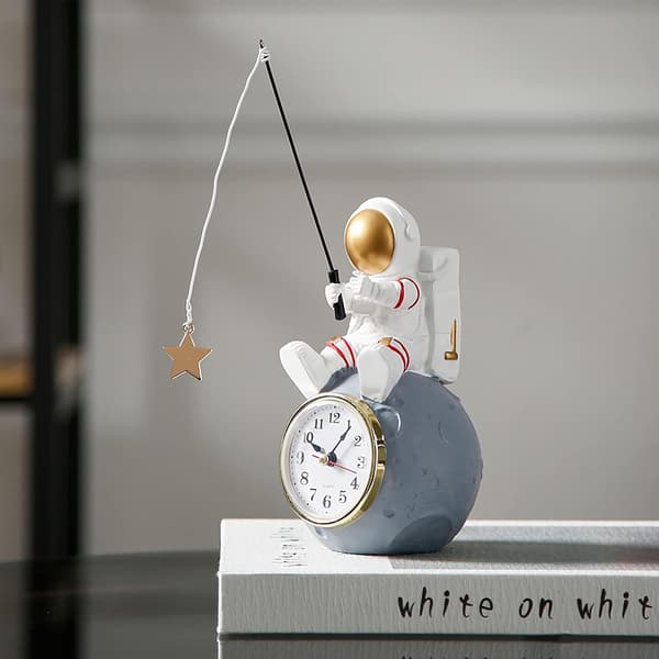 Astronautfigur Klocka för Skrivbord & Hylla, Batteridriven