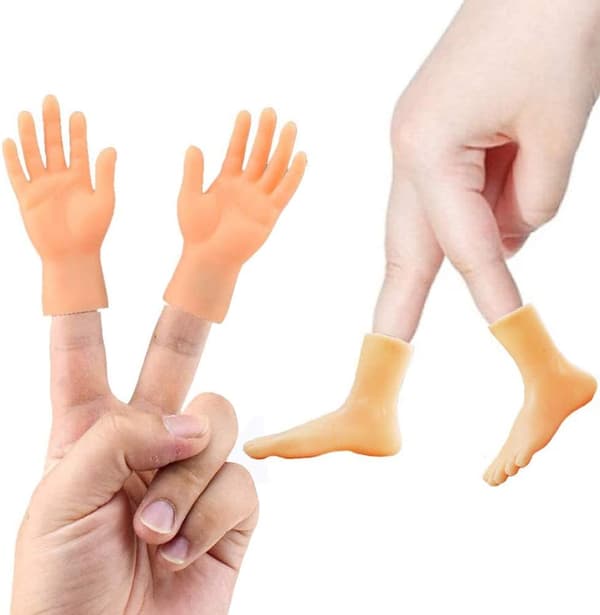 Små hænder fødder små hænder og fødder små hænder fødder fingerdukke C C