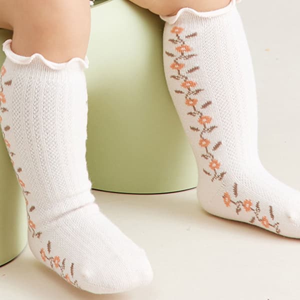 Par mellemlange babystrømper, lyserød + beige, størrelse 13-15 cm KLB