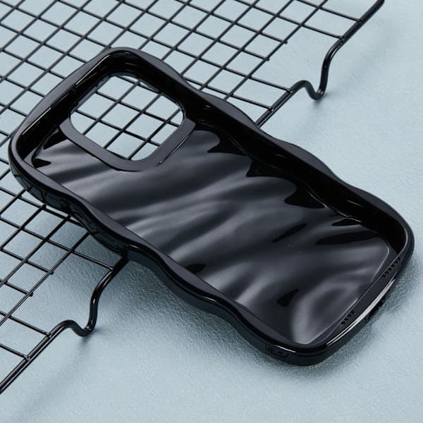 iPhone 14 Pro Max -puhelinkuori, aaltoileva kuvio, musta