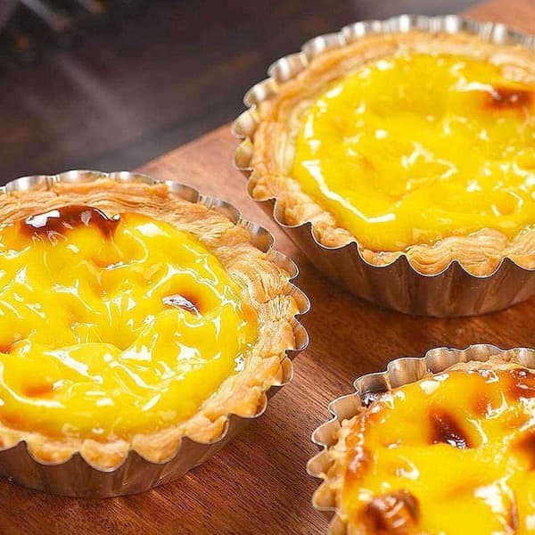 Mini Pie Molds 30-pack, Reusable Aluminum Alloy Baking Cups with Non-stick Coating, for Baking Cakes, Muffins, Desserts in Oven, Silver