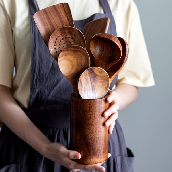 6-piece wooden kitchen utensil set, durable and heat-resistant
