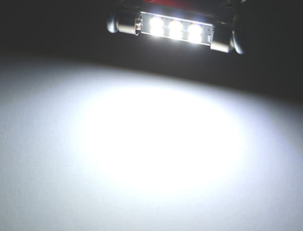 Canbus C5W 31mm LED 6000K 2-pakkaus 12v 20 20