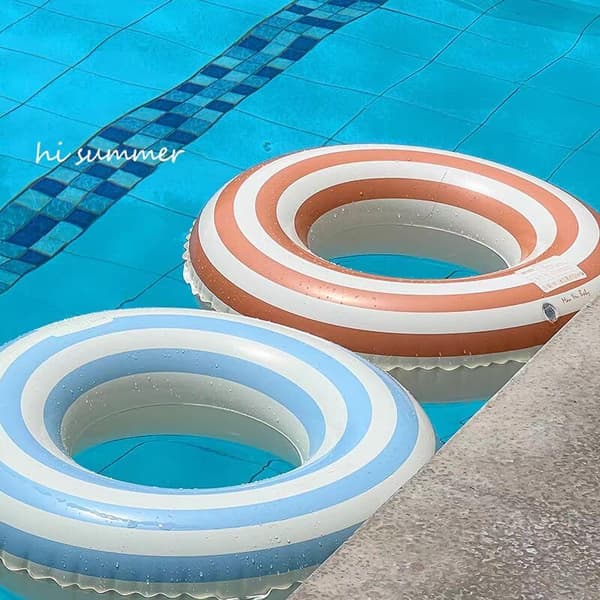 29-inch Striped Inflatable Swim Ring for Adults, Pool Float for Summer Beach Vacation and Water Play blue