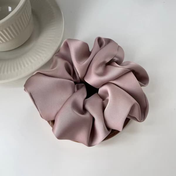 Store silkesstrikker for kvinner, bedre enn sateng, silkemyk scrunchie for knute, luksuriøs hestehaleholder, elastisk hårbånd