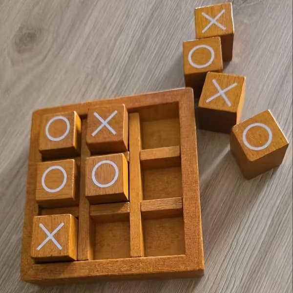 Wooden Tic-Tac-Toe Game - Educational Two-Player Tabletop Game for Kids; Interactive Toy for Parent-Child Bonding and Logical Thinking