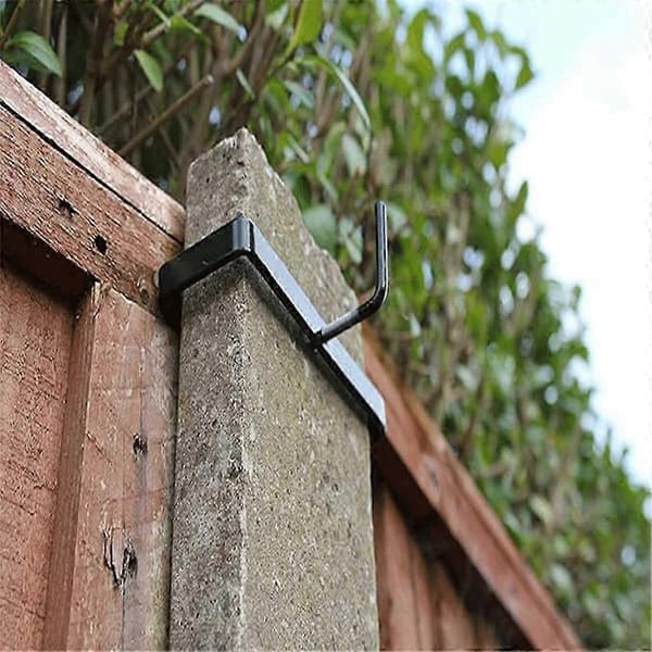 Heavy Duty Concrete Post Clamp for Fence Post, Metal Bracket Suitable for 4-inch Concrete Post, 1 pc