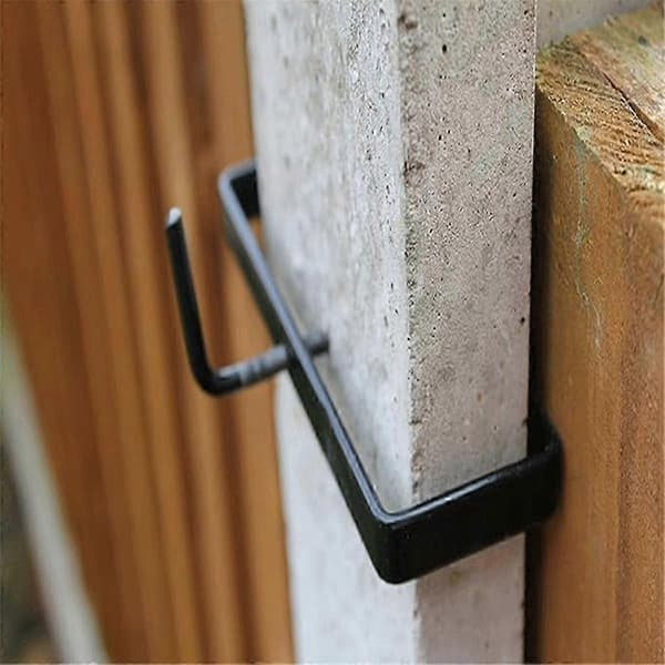 Heavy Duty Concrete Post Clamp for Fence Post, Metal Bracket Suitable for 4-inch Concrete Post, 1 pc