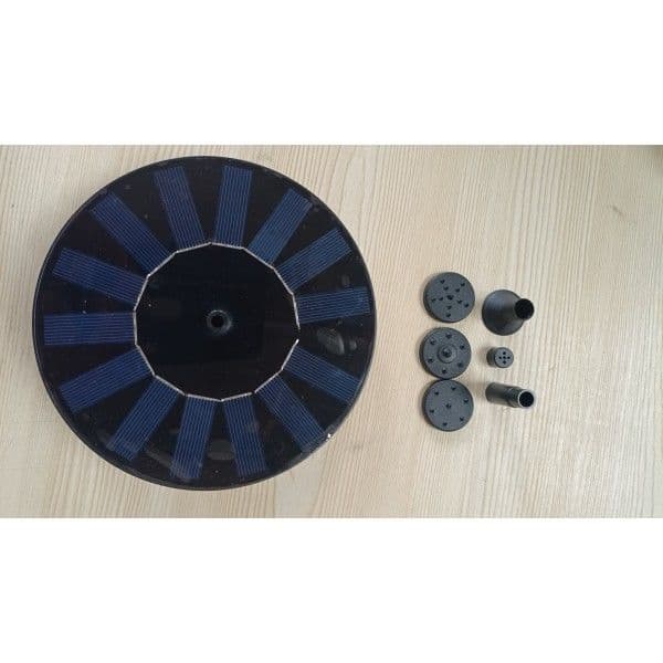 Soldrevet vandfontæne 16 cm Sort
