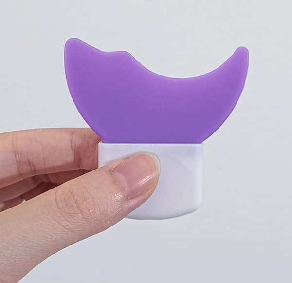 2 ST Mascara Eyelash Shield Applicator Guard Tool Multifunctional Eye Makeup Aid (Purple)