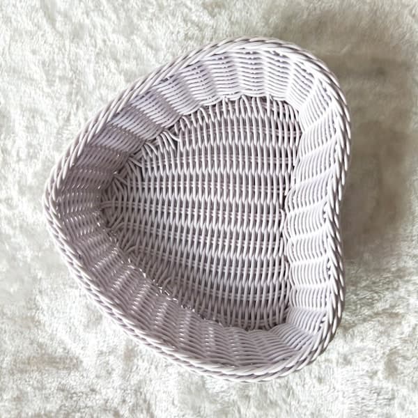 Heart-shaped Imitation Rattan Basket, Durable Rustic Storage Basket for Candy, Fruit, Snacks for Weddings, Home and Desk