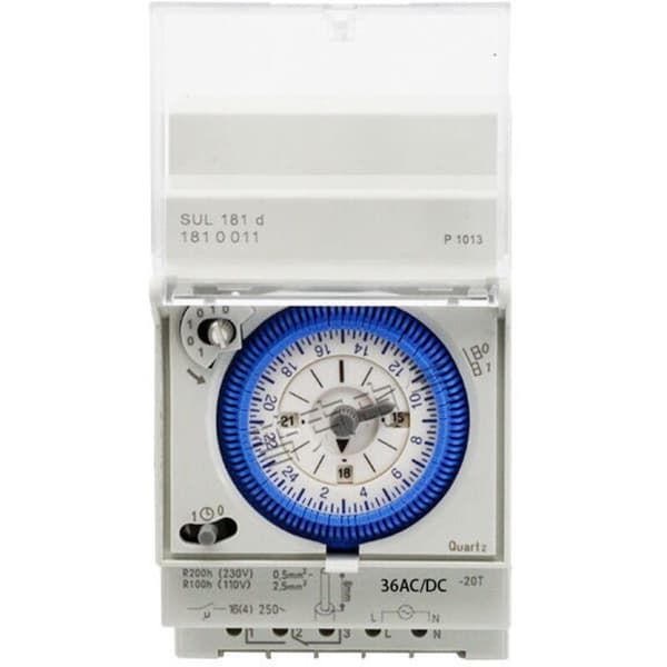 Analog timer med synkronmotor og dagsprogram 36V AC DC