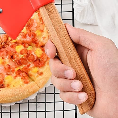 Pizzaøks med bambushåndtak og skarpt roterende blad for pizza