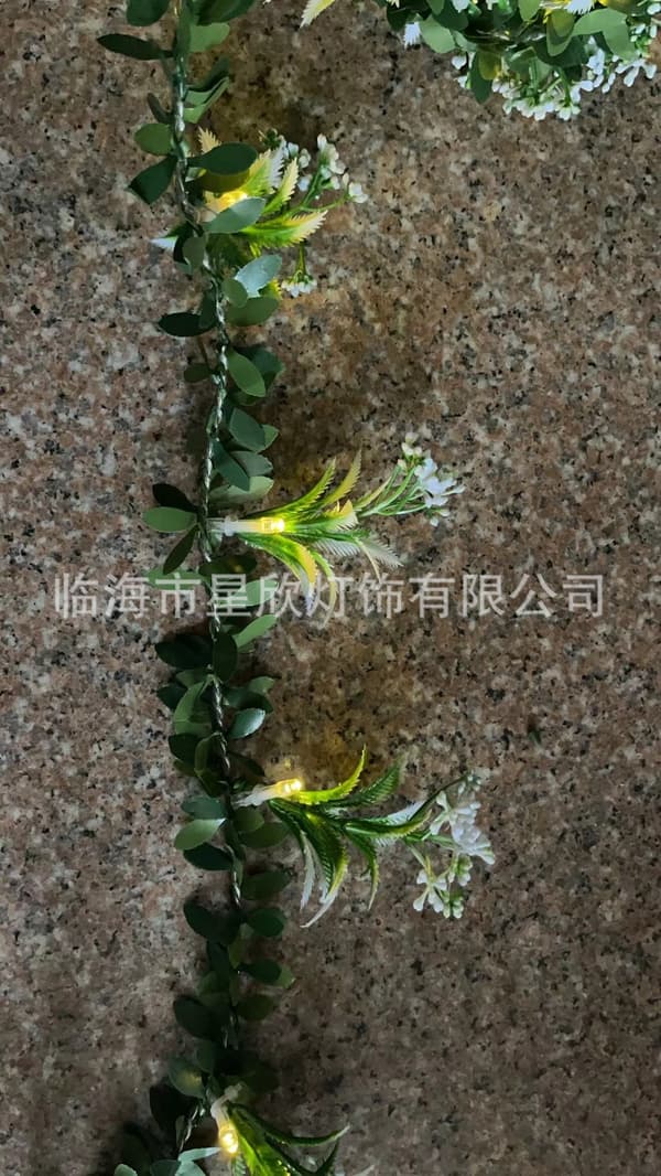 Rose Red Rattan String LED Foam Small White Flowers Rattan String Wedding Indoor Balcony Decorative Lamp Bee + Leaf Vine 6m 40LED (usb) Bee + Leaf Vine 6m 40LED (usb)