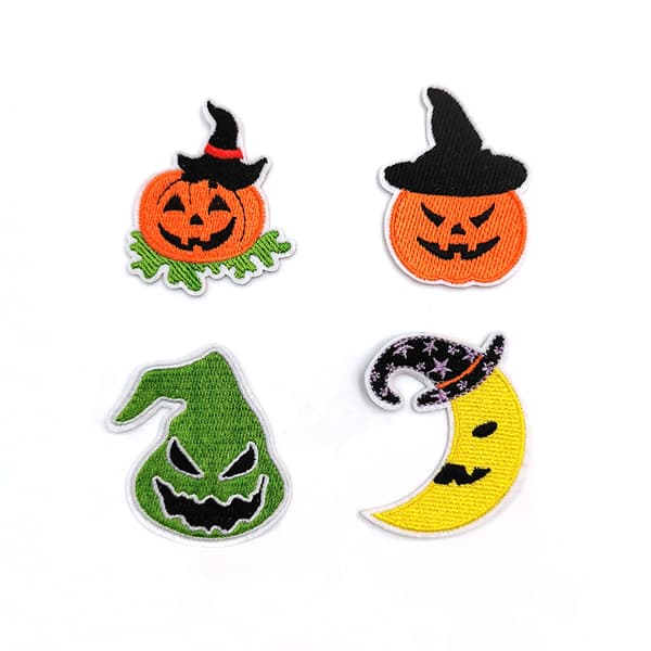 18 Halloween-broderte strykelapper, selvklebende broderi
