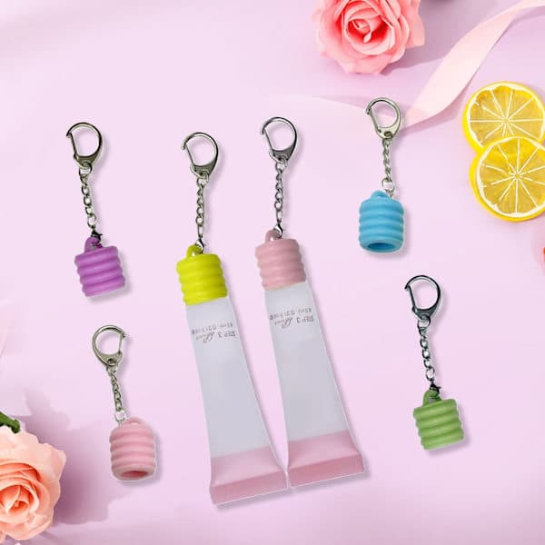 5 Pcs Versatile Lip Gloss Keychain Capsules for Everyday Use and Events