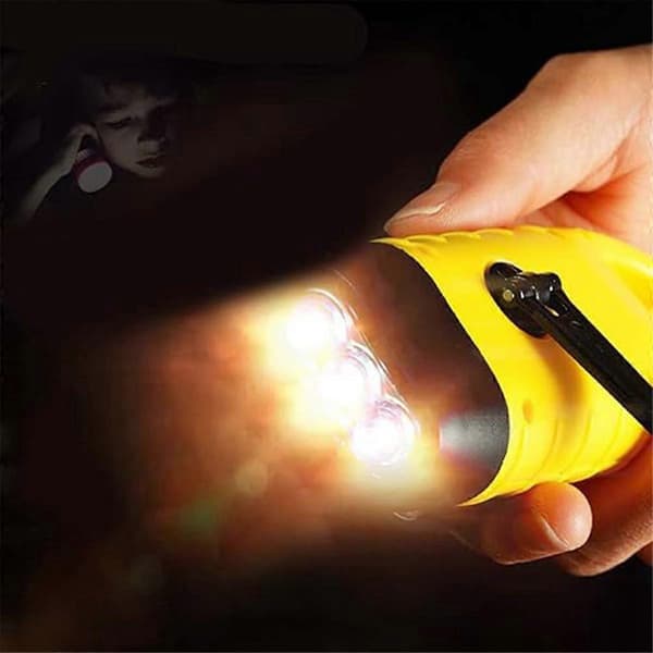Handvevad solcellsdriven ficklampa, överlevnadsficklampa, B