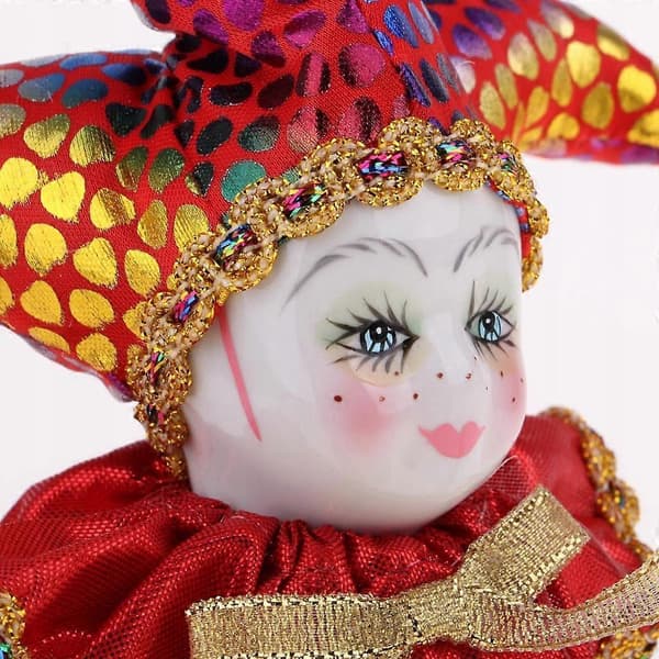 Söt Docka i Porslin, Delikat Figurin