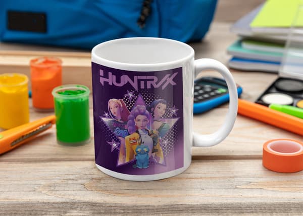 Huntrix K-Pop Mugg – Fullfärgstryck | Disksmaskinssäker | 92 mm hög