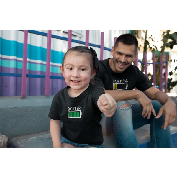 Familje Batteri T-shirt - Pappa Mamma Son & dotter designs Pappa : Small