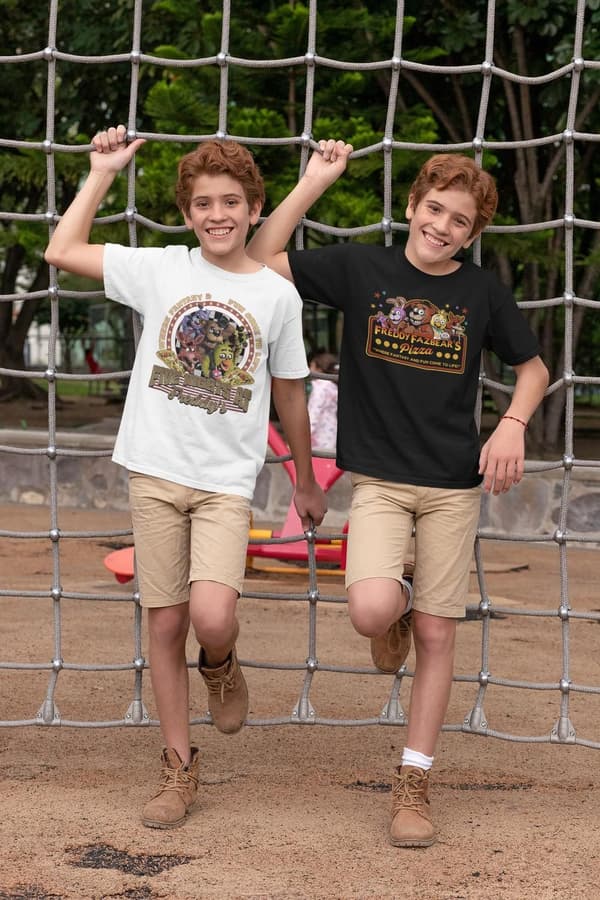 FNAF vit t-shirt med Freddy Fazbear REA Pris M