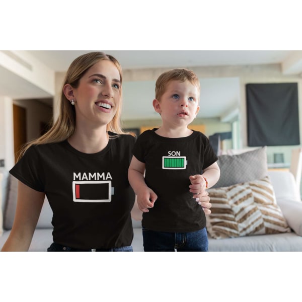 Familje Batteri T-shirt - Pappa Mamma Son & dotter Son : 128cl 7-8år 
