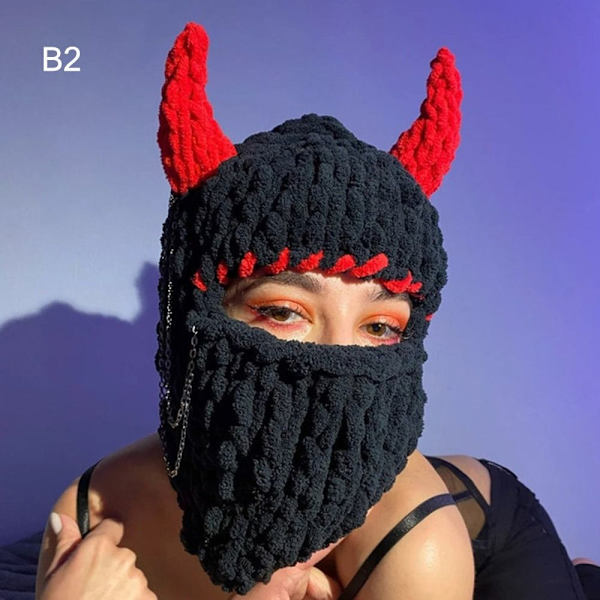 Strikket lue Funny Horns B2 B2 B2