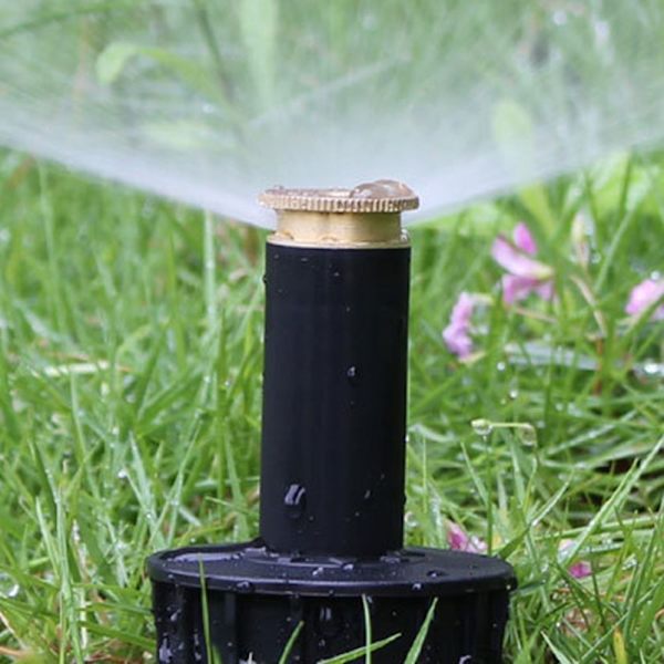 Puutarhasuihkusuutin kastelusprinklerin pää 1/2 180 1/2 180 1/2 180