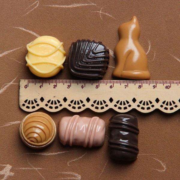 Falska chokladchokladmodeller 6 6 6
