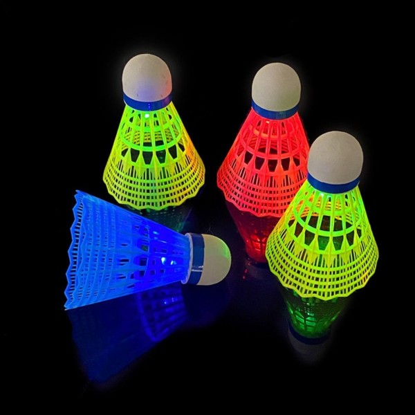 2/3/4/8 stk LED badmintonbold badminton fjerbolde 2 stk 2 stk 2Pcs
