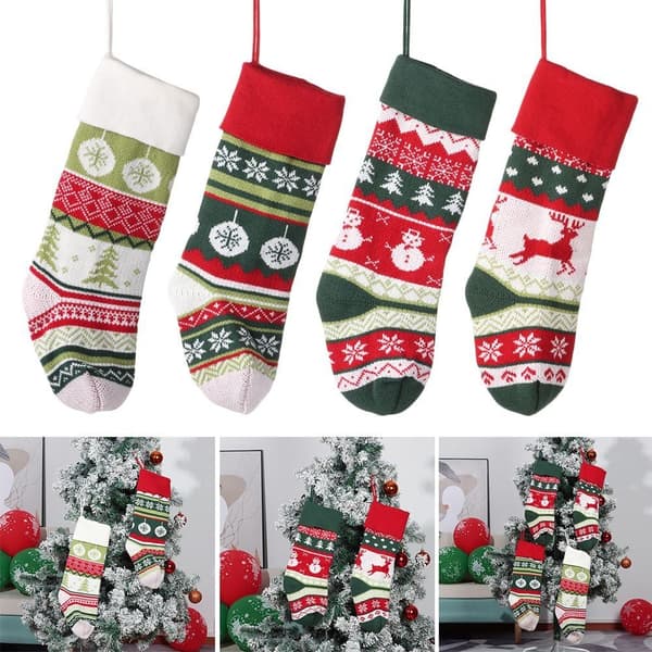 Stickade julstrumpor Julklappspåsar 2 2 2