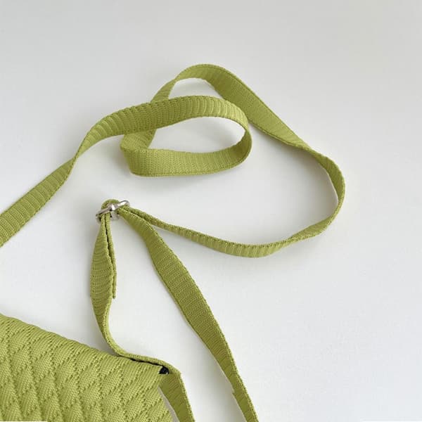 Stickad handväska Knot handledsväska GRÅ grey