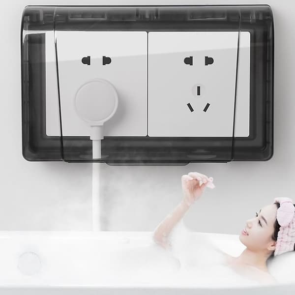 Sprutsikker Box Outlet Case HVIT White