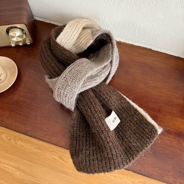 Färg Kontrast Scarf Stickade Scarves KAFFE coffee