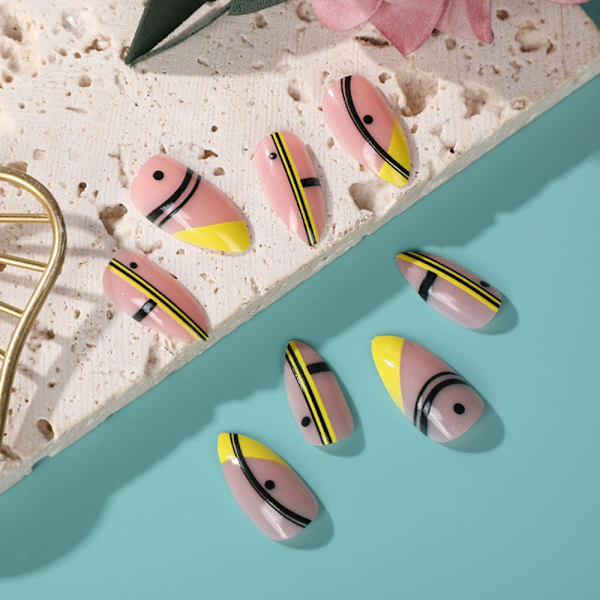 Almond Fake Nails Tekokynnet 1 1 1