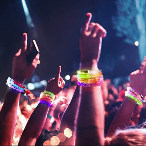 10 kpl LED-rannekoruja Glow Bangle VIHREÄ green