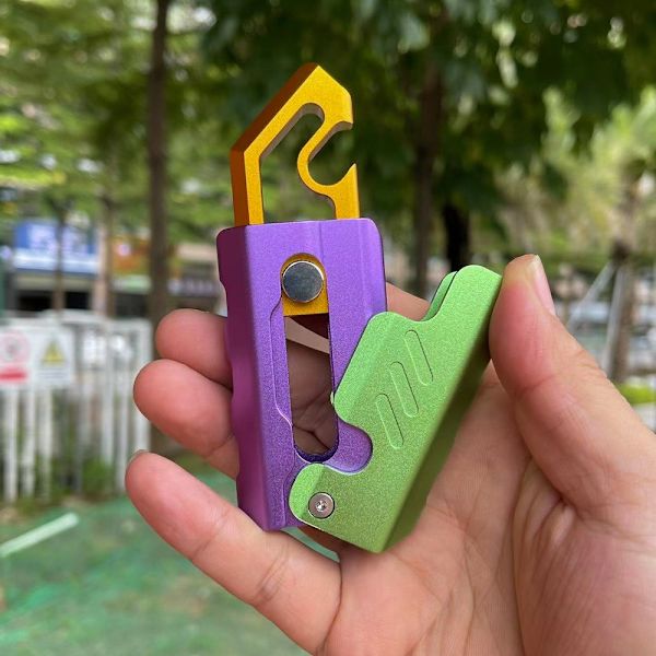 Gravity Carrot Toys Fidget Toys LILLA-GRØNN LILLA-GRØNN Purple-Green