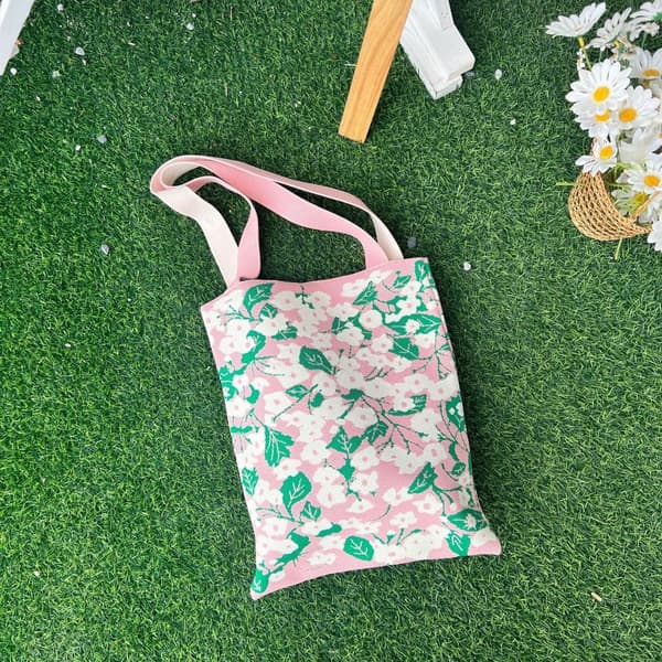 Blomster Skuldertasker Håndtasker GRØN green