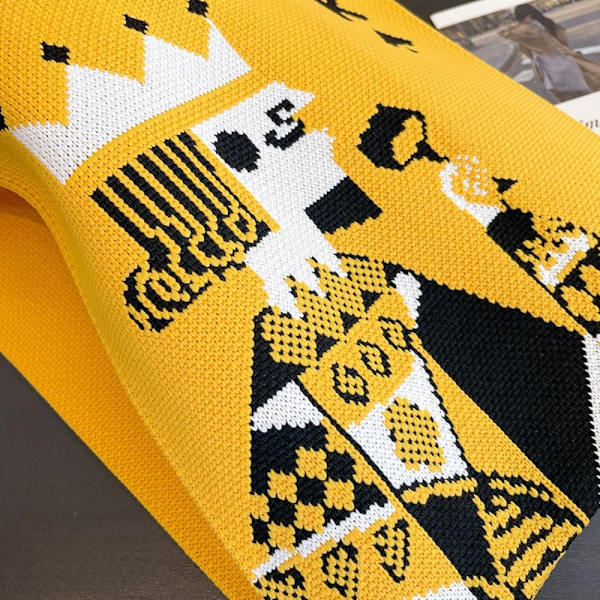 Stickad handväska Knot handledsväska GUL yellow