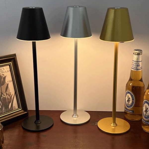 Bordlampe Skrivebordslampe GULL gold