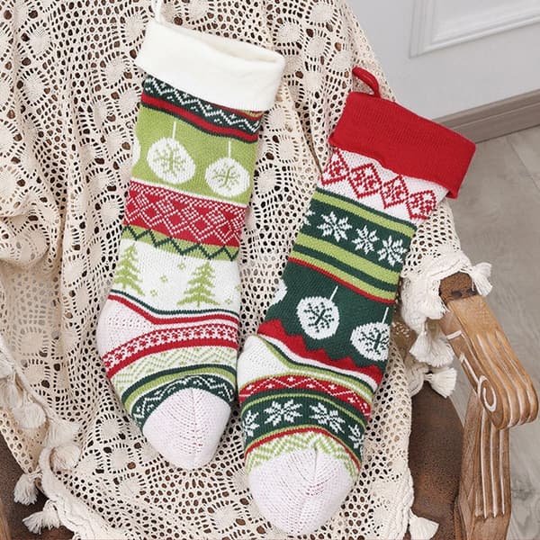 Stickade julstrumpor Julklappspåsar 2 2 2
