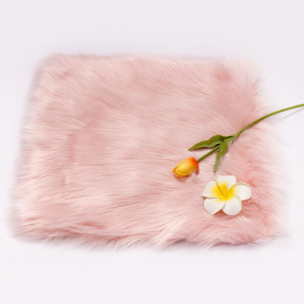 Skoleskabstæpper Faux Fur Area Tæppe LYS PINK Light Pink