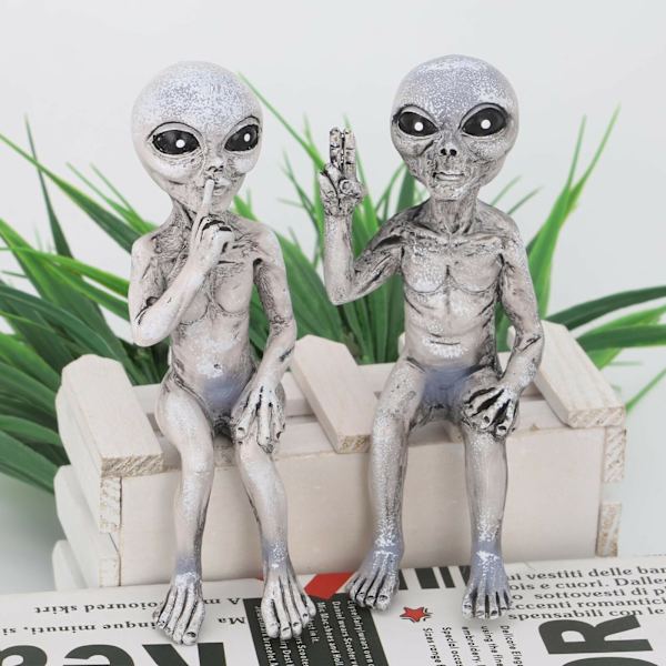 1PC Outer Space Alien Statue Trädgård Resin Figurine Man