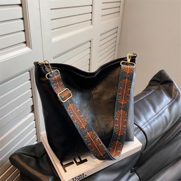 Crossbody Bag Bucket Bag SORT black
